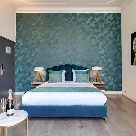 Royal Bridges 4* Delft