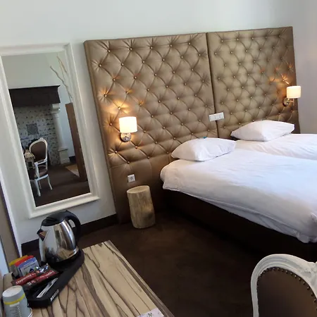 Royal Bridges 4* Delft