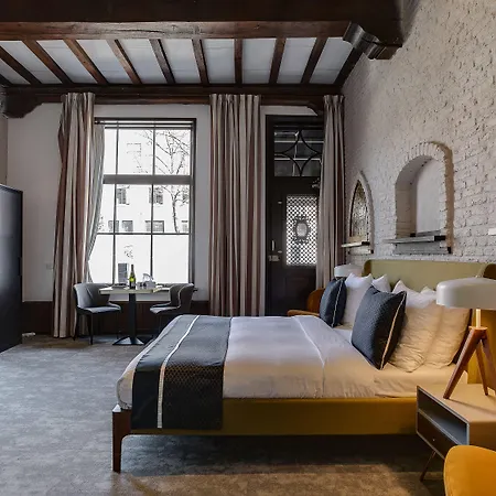 Royal Bridges 4*