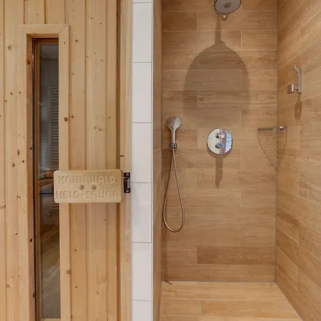 Hotel Royal Bridges 4*