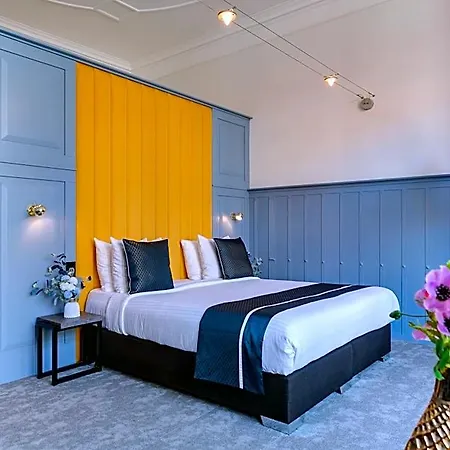 Royal Bridges Hotell 4*