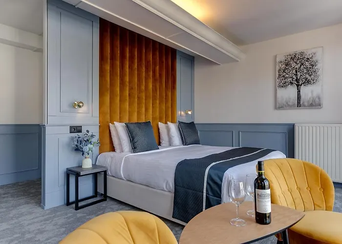 皇家桥酒店 代夫特