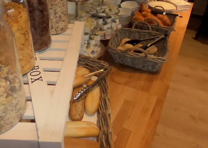 Royal Bridges Szálloda 4*