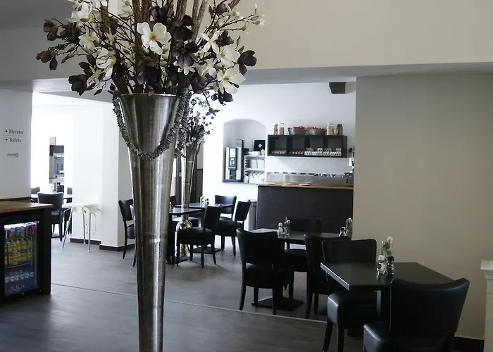 皇家桥酒店 代夫特