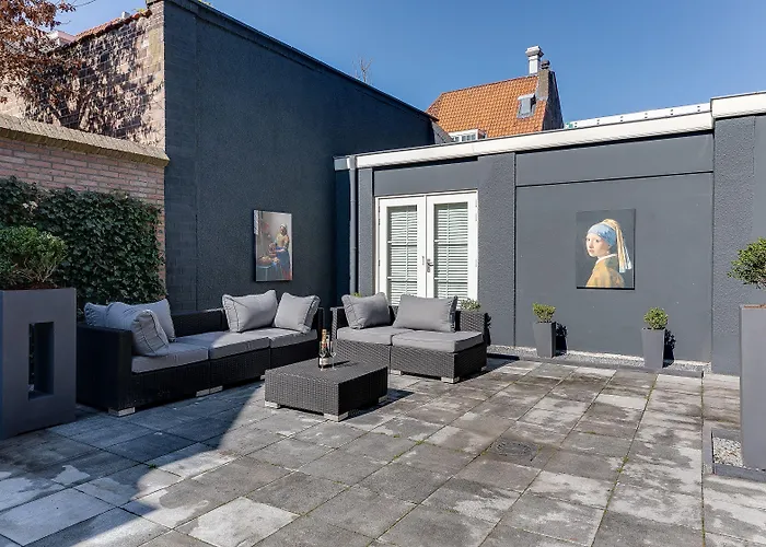 Royal Bridges 4* Delft