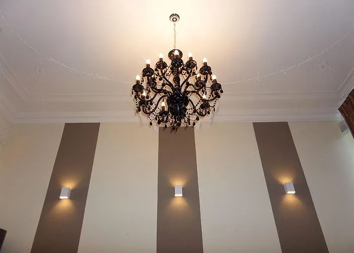 皇家桥酒店 4* 代夫特