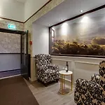 Royal Bridges Hotel