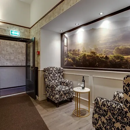 Royal Bridges Hotel