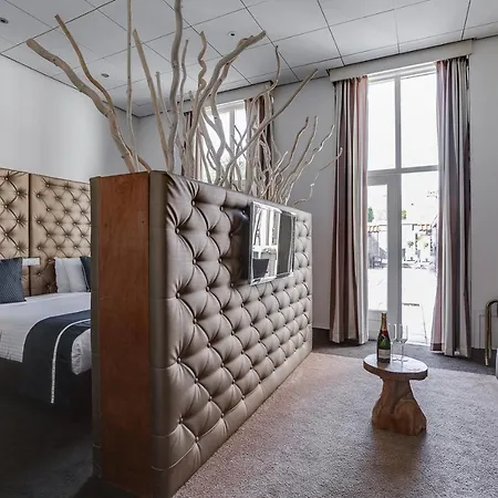Hotel Royal Bridges 4*
