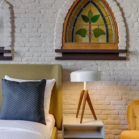 Royal Bridges Hotel