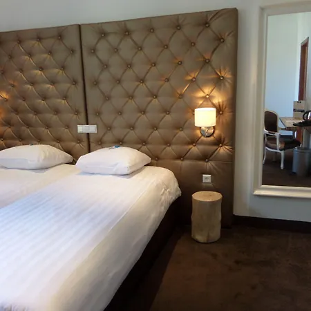 Royal Bridges Hotel 4*