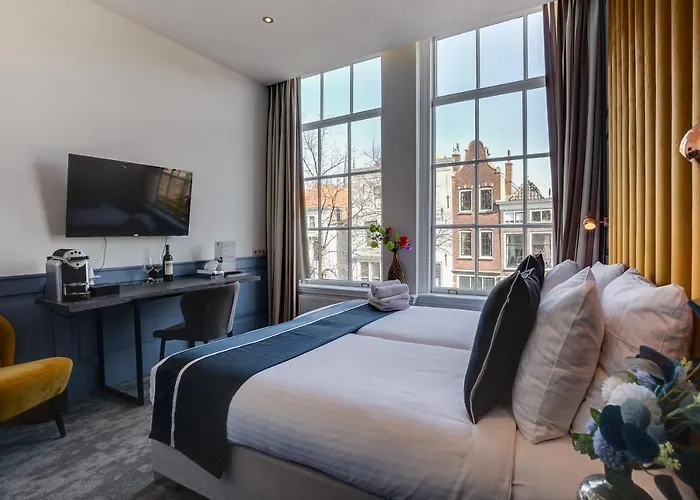 Hotel Royal Bridges 4*