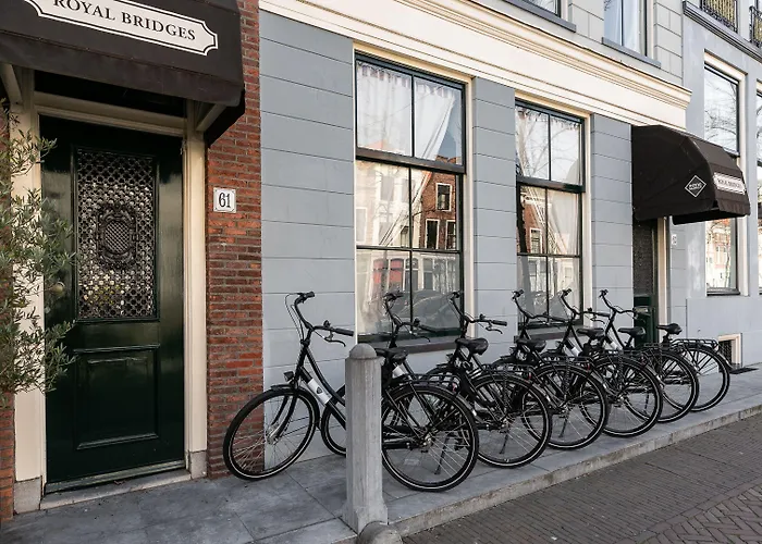 Royal Bridges Hotel 4*