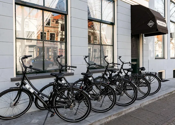 Royal Bridges Hotel Delft