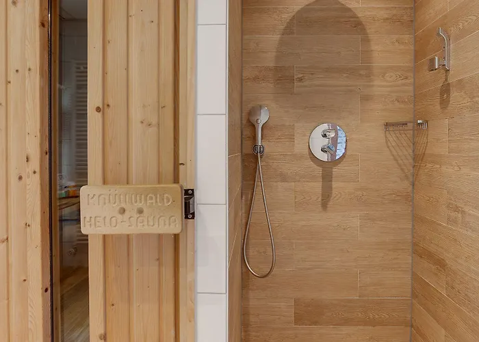 Hotel Royal Bridges 4*